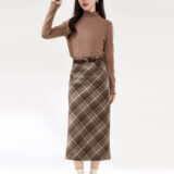 Dark-Academiao-High-Waist-Woolenl-Plaid-Midi-Skirt (3)