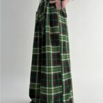 Dark-Academia-Green-Plaid-Baggy-Overalls (6)