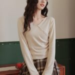 Dark-Academia-Woolen-Plaid-Skirt-and-V-Neck-Top (6)